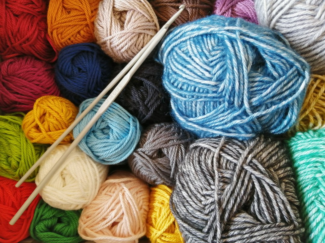 Crochet yarn and hook size guide